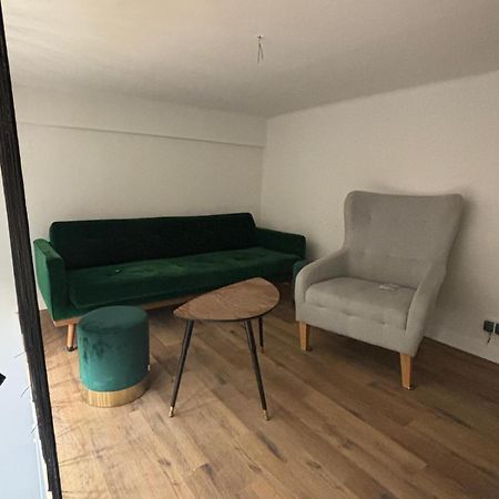 Shespace Apartrooms Krakau Buitenkant foto